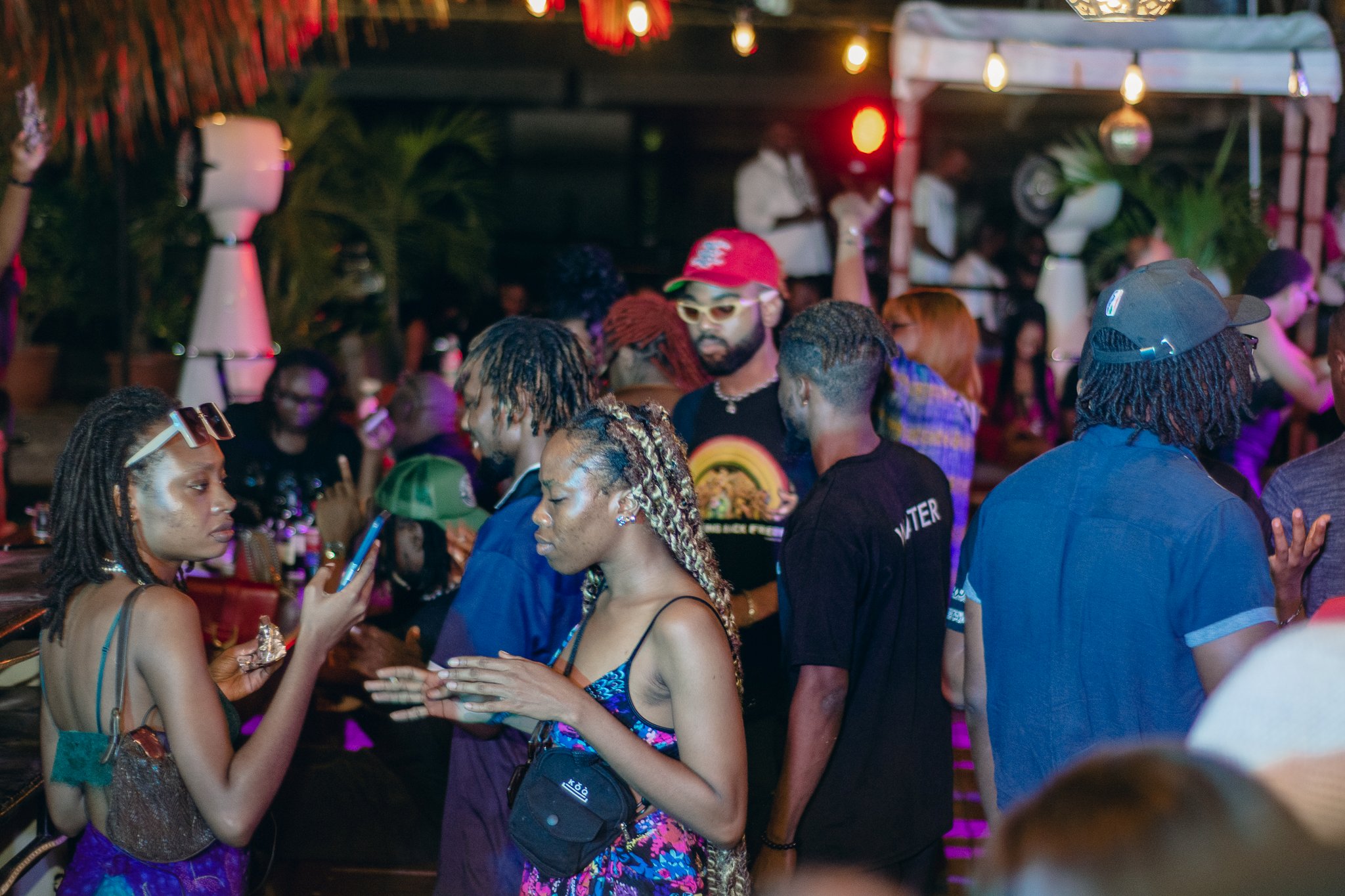 Amapiano left and right