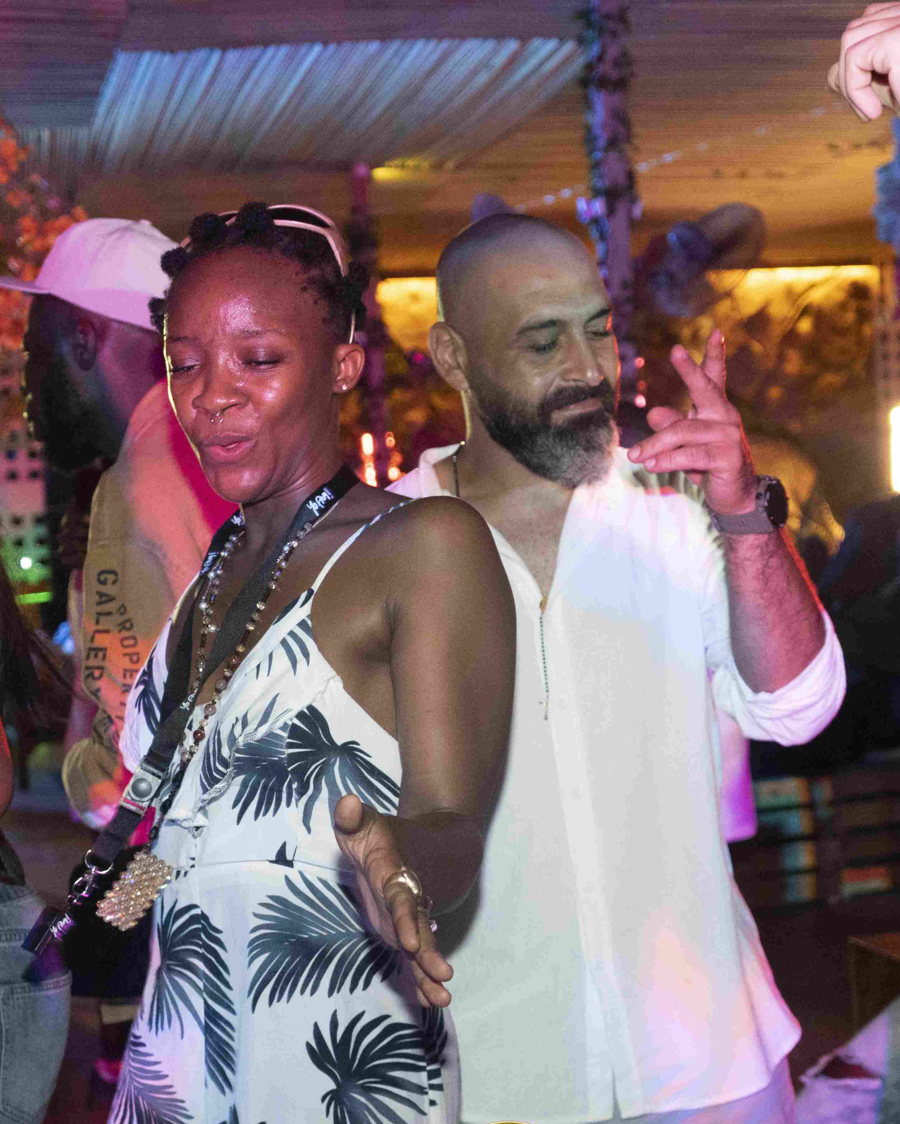 Amapiano left and right